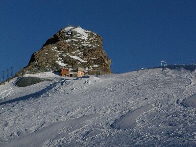 写真:クラインマッターホルンの氷河ゲレンデ（TADA）