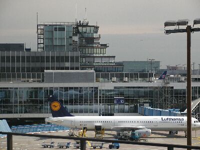 写真:モンブラン登山を終えて帰国