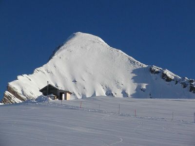 写真:快晴のフィルスト・オーバーヨッホゲレンデ