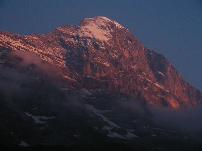 写真:アイガーから下山