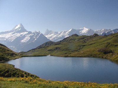 写真:フィルストからバッハアルプゼーまでハイキング