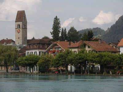 写真:インターラーケンのアーレ川沿いをウンターゼーンまで散策