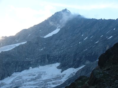 写真:ヴァイスホルンヒュッテ宿泊（たぬ）