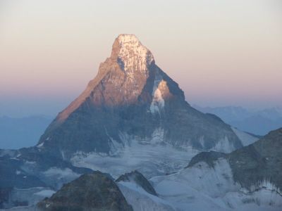 写真:ヴァイスホルンへ届かず（たぬ）