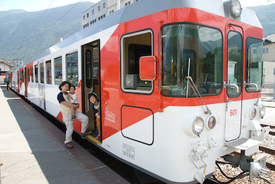 写真:モンブラン急行でシャモニへ