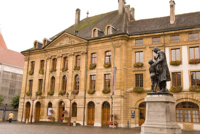 写真:イヴェルドン・レ・バンの旧市街