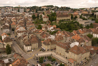 写真:フリブール旧市街散策3・聖ニコラス大聖堂と塔