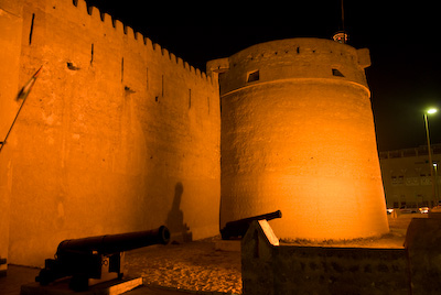 写真:スークとアラブ料理の夕食そして夜景