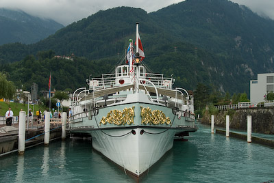 写真:トゥーン湖クルーズとインターラーケン散策