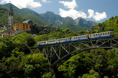 写真:チェントバリー鉄道
