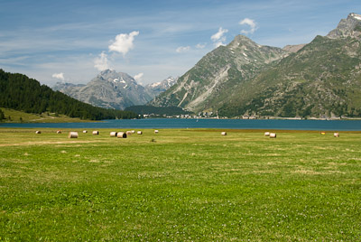 写真:シルス湖ハイキング1～シルスからイゾラ