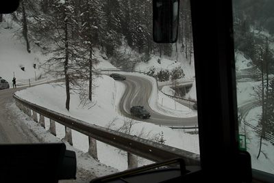 写真:ポストバスでプロモントーニョ経由ソーリオへ