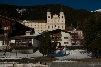 写真:冬の氷河急行2　ディゼンティスへ