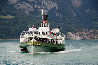 写真:ブリエンツ湖蒸気船遊覧