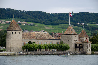 写真:船でローザンヌそして鉄道でモルジュへ