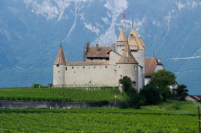 写真:シャブレー公共交通でエーグルへ